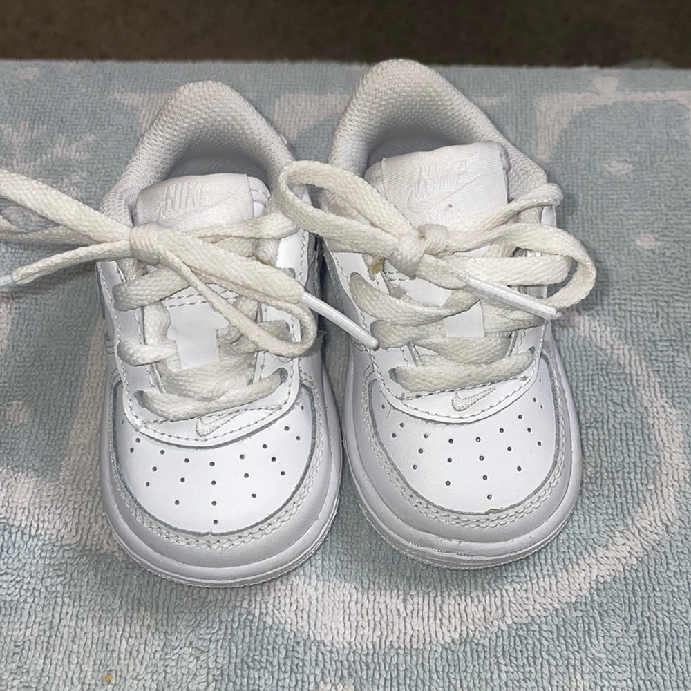 Infant Air Force 1s